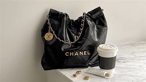 Worth It: Chanel 22 Handbag 